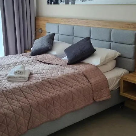 Apartment Czarna Gora 234