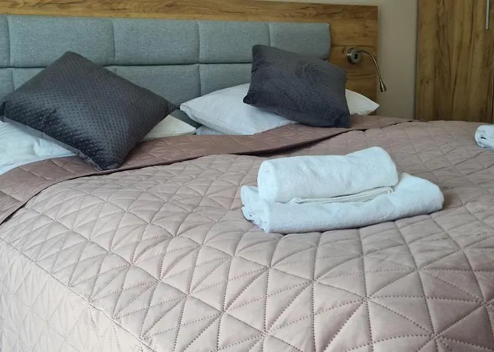 Czarna Gora 234 西恩纳